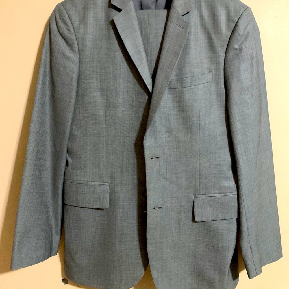 Men’s express suit. Suit jacket 38R Pants 33/30